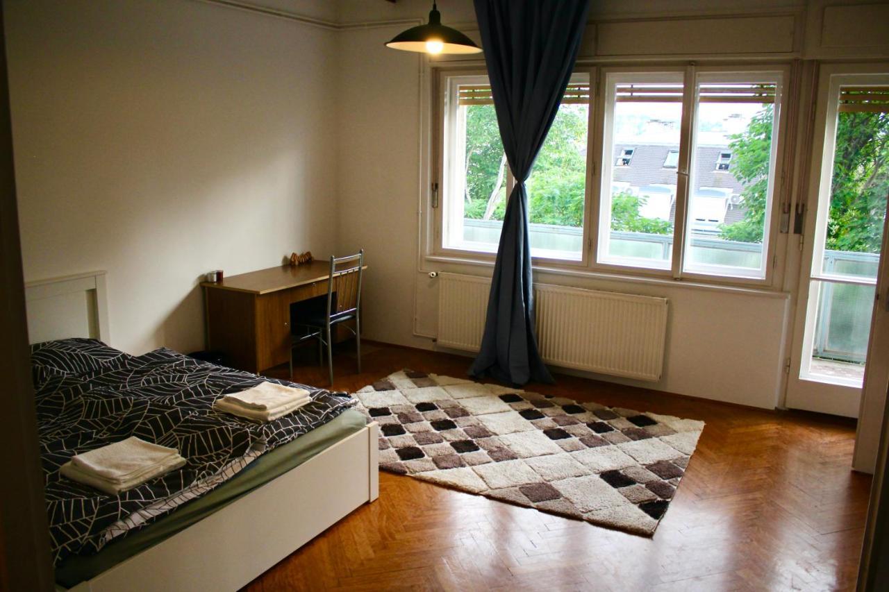 Castle Stallion Apartment Budapest Bagian luar foto