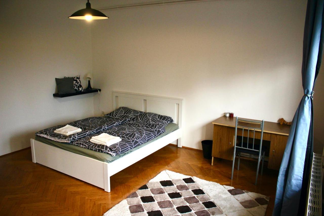 Castle Stallion Apartment Budapest Bagian luar foto