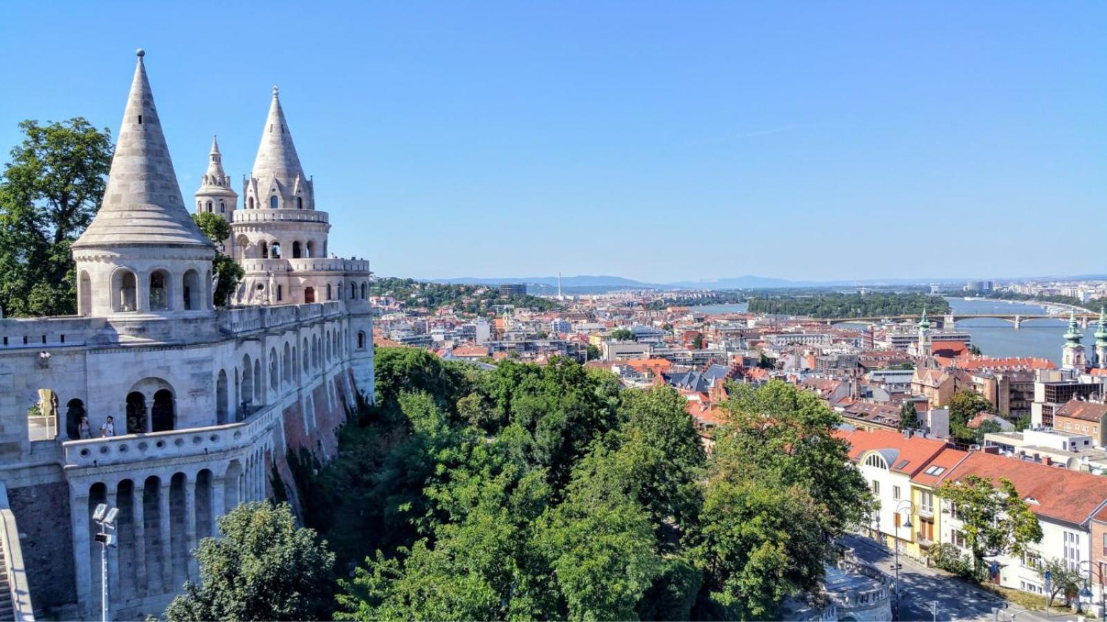Castle Stallion Apartment Budapest Bagian luar foto