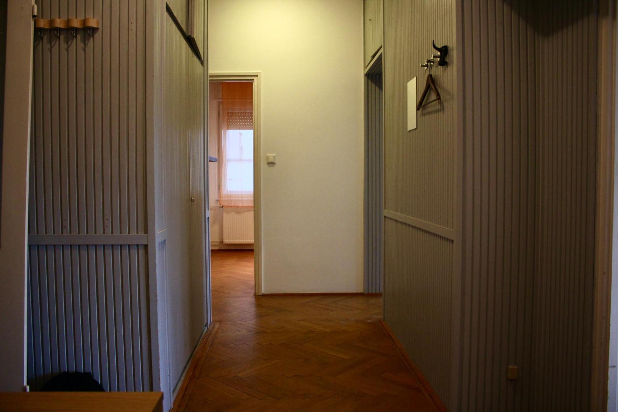 Castle Stallion Apartment Budapest Bagian luar foto